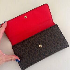 Michael Kors MK Wallet w red accent